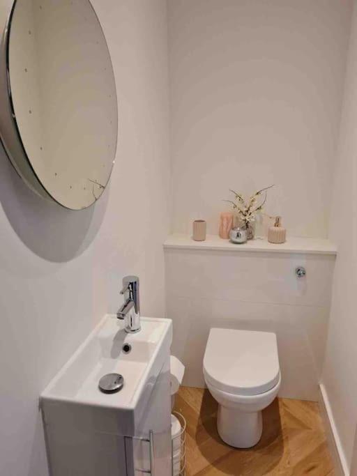 Penlea ~ 1 Bedroom Flat With Harbour View ターバート エクステリア 写真