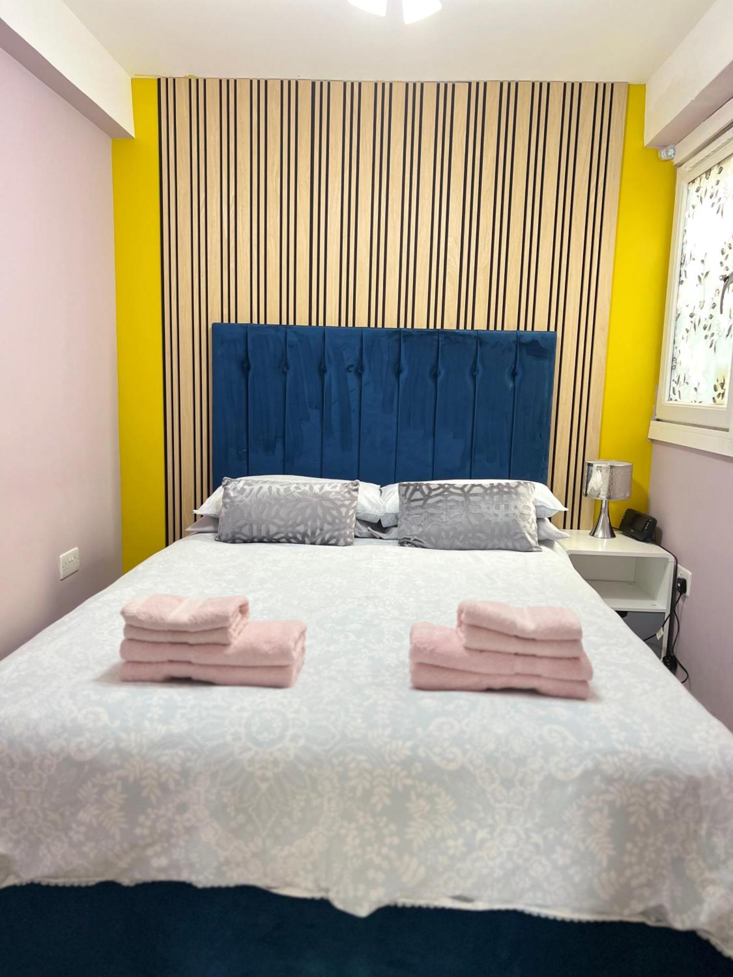 Penlea ~ 1 Bedroom Flat With Harbour View ターバート エクステリア 写真